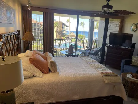 No Resort or Parking Fees! Relax in This Beautiful Ocean View Studio Condo!