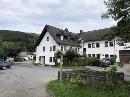 Ferienwohnung Grewe mit 77qm und Balkon - in Ruhiger Lage
