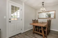 The Rustic Willow Hotels in Dumas