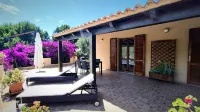 Ferienhaus in Ruhiger Lage mit Riesiger Terrasse mit 2 Schlaf- und 2 Badezimmern
