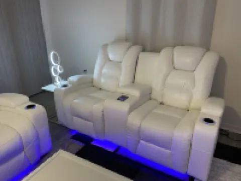 Luxury defined - Beautiful 5BR 3Ba Home Perfect for entire family vacation