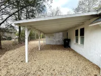 Renovated Calera Farmhouse Home!