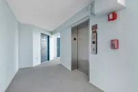 Oceanfront Beauty: 2 Bedroom 2 bath Shalimar Condo with Breathtaking Beach Views