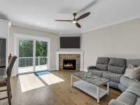 1 Block 2 Beach, Steps to Town, Linens/towels incl Hotels in Seaside Park