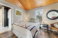 Lake Vermillion's Pike Bay Prime Snowmobiling/Skiing/Fishing Location 聖路易斯縣住宿飯店