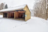 Large Cozy -2 floor, 2-bedroom condo with WiFi, Game Room, 5 Minutes to Stowe