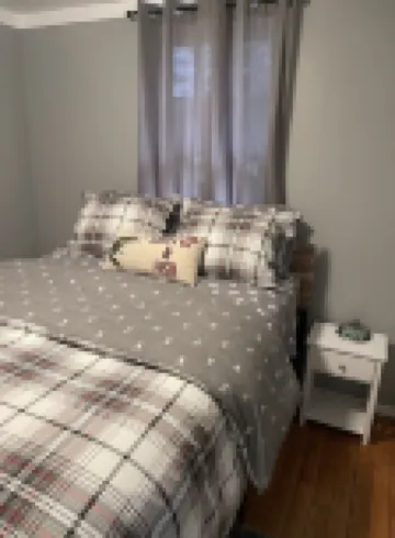 Beautiful cottage in the Lakes Region on Hermit Lake