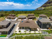 Oahu Family cabin_Oceanview and Beach Fun
