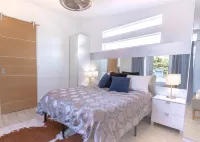 Fox Den at Fox Hollow