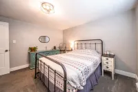 Peaceful Family Oriented Retreat Ruxton's Trading Post附近的飯店