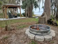Lakefront Magic Wilderness Cabin