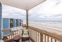 Beautiful oceanfront condo; the perfect getaway!