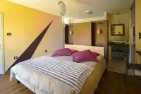 5-star villa with heated pool and panoramic view Gîte Exception Aveyron