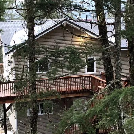 Stunning, New 2 bedroom Unit Minutes from Alyeska Resort