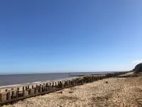 Beautiful House, Fabulous Seaview, Quiet Rd in Mundesley & Blue Flag Award Beach Hotels in Mundesley