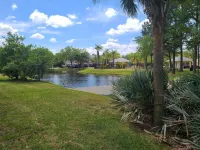 Cozy Townhouse 5 mins from Restaurants & Outlets, 20 mins from Downtown Tampa