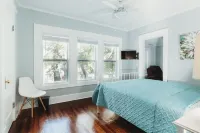 Beautiful Historic Downtown St Pete Bungalow - 7BR!