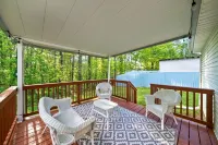 Stunning 5 Bed 2.5 Bath in the Heart of Clarksville