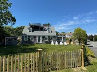 Classic Cape Steps from the Beach