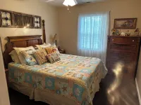 5 BR Retreat on Beautiful Smith Lake & Close to I-65