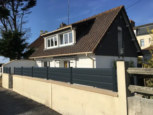 Ideal landing beaches Hotels in Grandcamp-Maisy