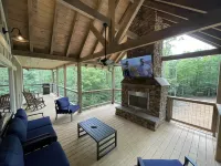 SwimTastic Escape: New Pool Cabin in Wears Valley - مسبح خاص
