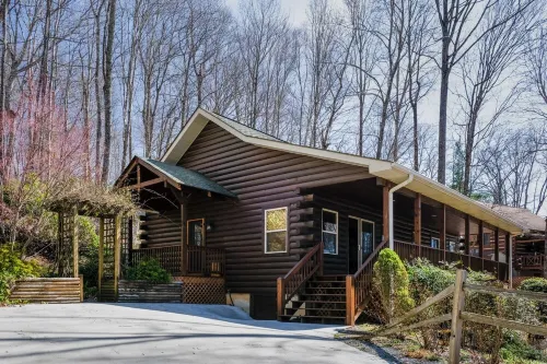 Mountain Retreat Log Cabin in Waynesville Near Asheville
