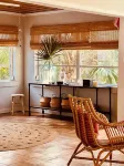 Stylish, and Relaxing in a Charming Neighbourhood with a Secluded Local Beach.