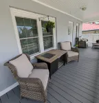 Charming condo in the Soda Pop district of downtown Wilmington. Pet-friendly!