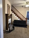 Cozy little Castle. Warm & welcoming.