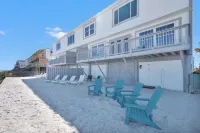 Amazing Direct Oceanfront Florida  3 Bedroom in pristine private beach SOLE