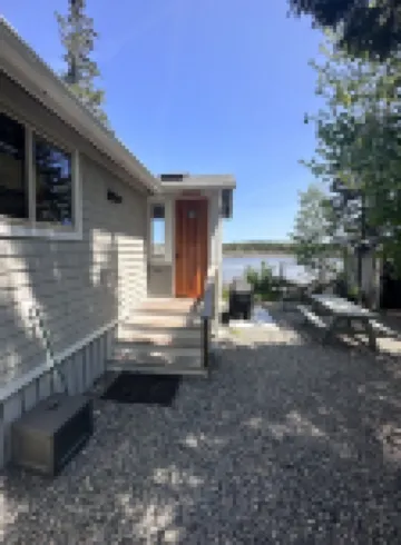 Tides Cottage on Quiet Tidal Inlet with Kayaks and Fire Pit