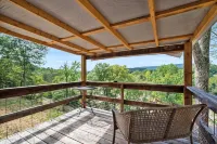 Lucky's Canoe & Kayak Cabin #3 - Caddo River Access!