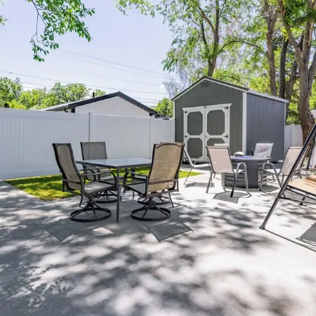 Beautiful NEW home close to downtown Cody! Sleeps up to 8.
