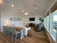 Thibodeaux's Beach House Hotels in Grand Isle