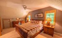 Family friendly home away from home. Indoor hot tub. Fire pit. Game room.