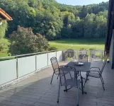 Gemütliche, Moderne Ferienwohnung im Herzen der Pfalz. Wanderwege in der Nähe