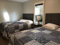 Downtown Lake Geneva Sleeps 14 레이크제네바 호텔