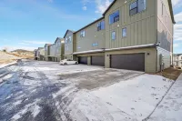 The Foxtrot on Mesa Arch Lane, a Crafty Casitas townhome packed with goodness Các khách sạn ở Morgan County