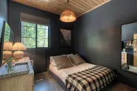 NEW Secluded Bungalow at Haskill Basin