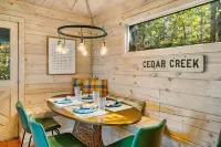 Blue Ridge Luxury Cabin - Views, Hot Tub & Firepit