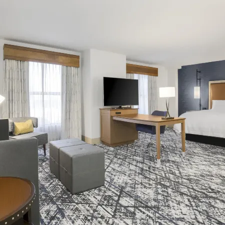 Hampton Inn & Suites Austin Downtown