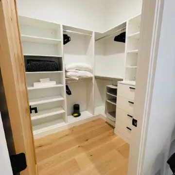 Luxurious King Suite in Gilbert. Kids are Welcome!