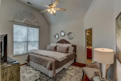 Entire Home Near Downtown Memphis Memphis Cook Convention Center 주변 호텔