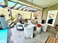 Spacious Arcadia Bright and Cheery House