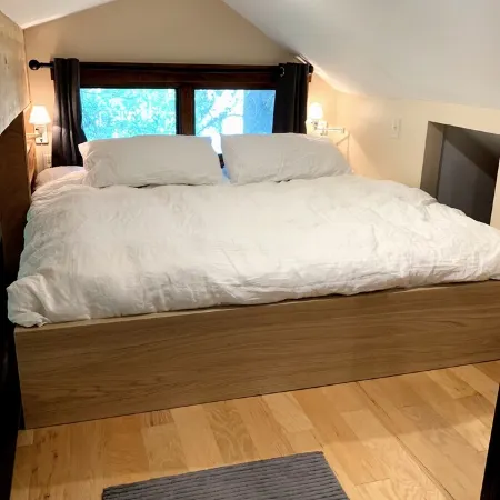 Bright, Modern Loft. 5 Miles to Ski Resort, National Park, or Downtown Jackson