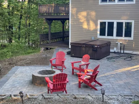 Spacious Vermont Getaway 7 BR/4.5 BA - Close to Skiing - Biking - Golf - Hiking