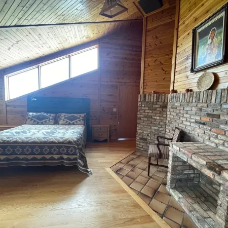 The Dakota Hogan –  4-Bedroom Mountain Retreat with Panoramic Black Hills Views