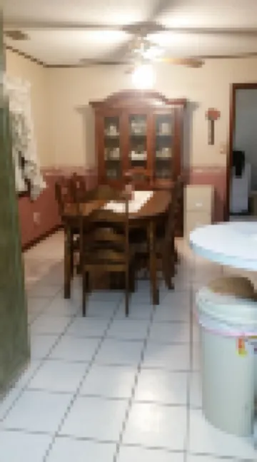 Enjoy a private home in beautiful S.E. Ocala