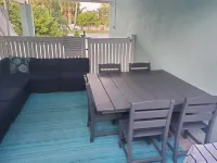 A Lazy River Day & Night 4 Bedrm  w lazy river heated pool! Bikes & Beach Gear! Hotels in Holmes Beach